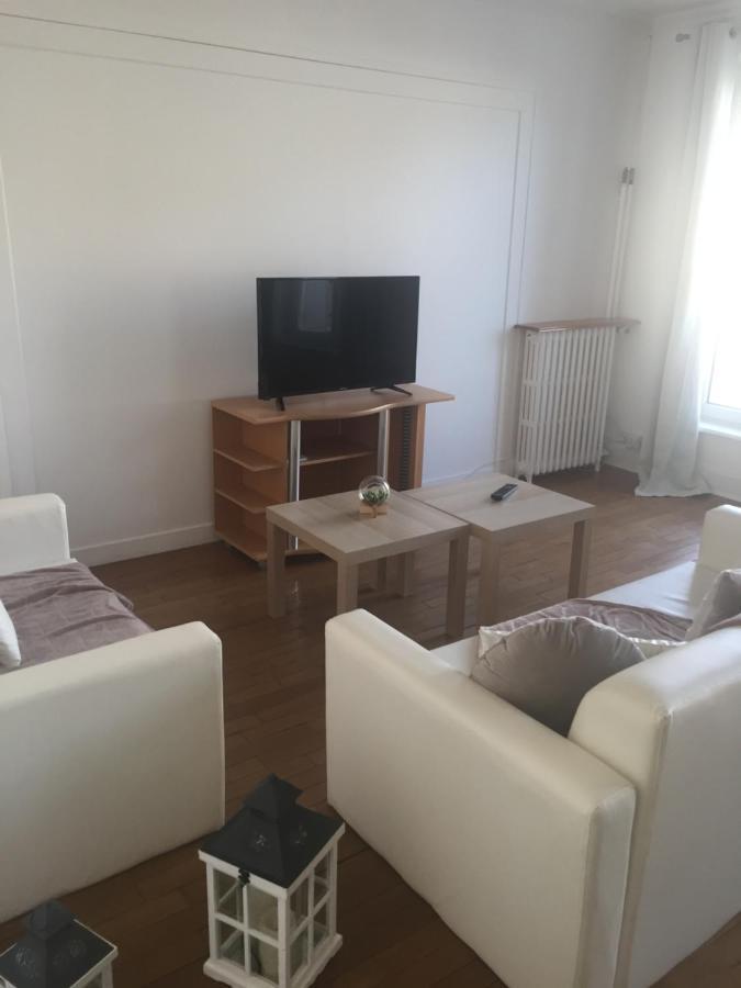 Appartement 1Er Etage Carignan Eksteriør bilde